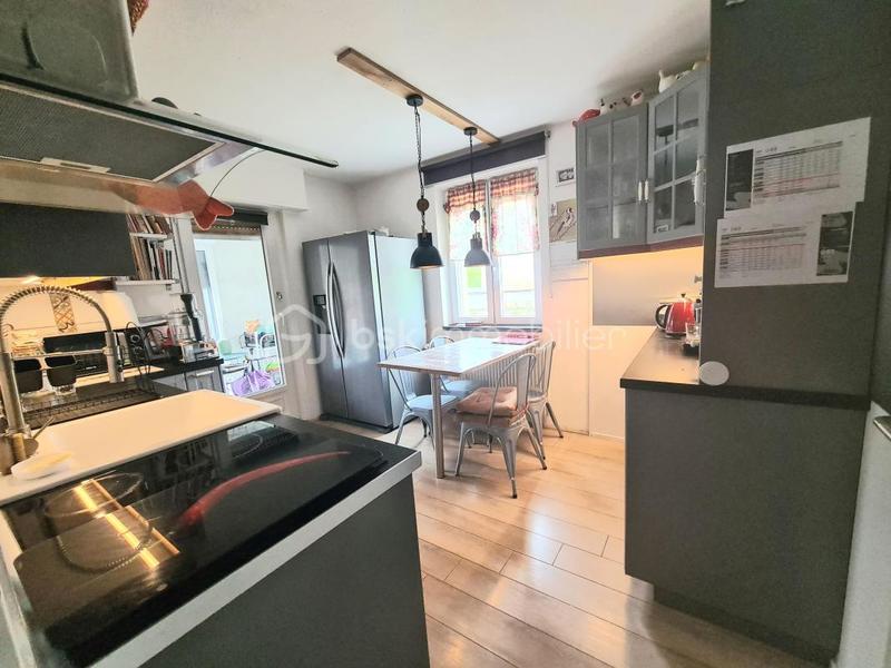 Maison - 88 m² - 4 pièces