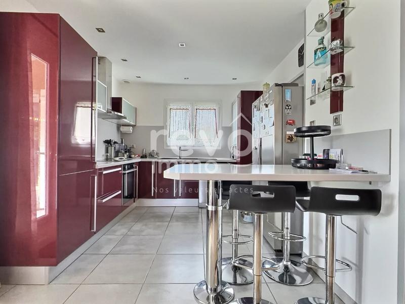 Maison - 100 m² - 4 pièces