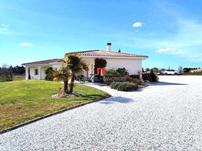 Maison contemporaine - 170 m² - 7 pièces