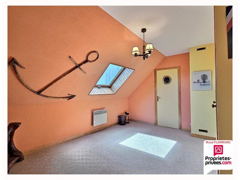 Maison - 224 m² - 8 pièces