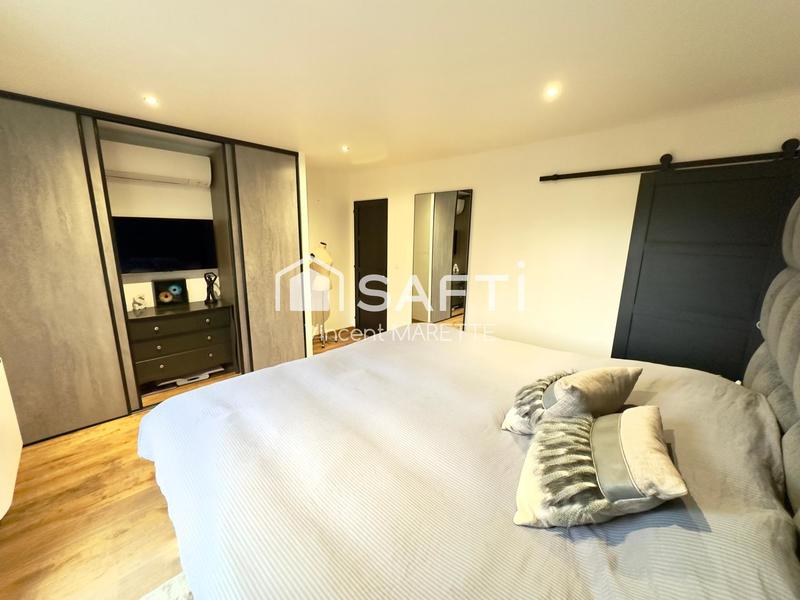 Maison - 199 m² - 8 pièces