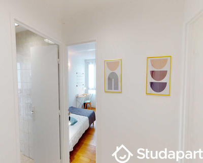 Chambre - 70 m² - 1 pièce