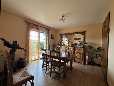 Maison - 110 m² - 4 pièces
