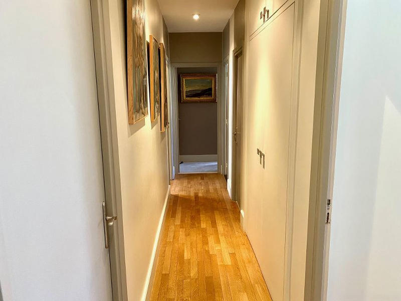 Appartement - 172 m² - 6 pièces