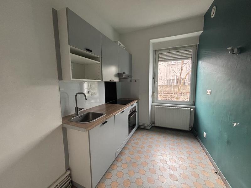 Appartement - 60 m² - 4 pièces