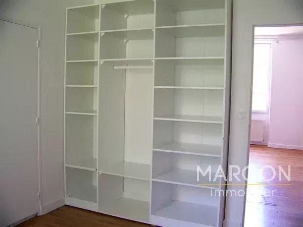 Maison - 428 m² - 18 pièces