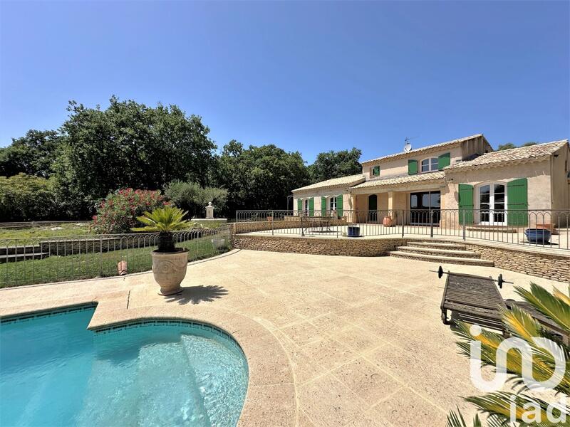 Maison - 175 m² - 7 pièces