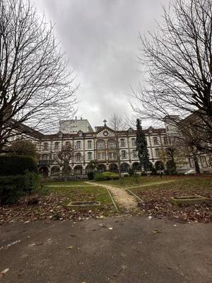 Appartement - 87 m² - 4 pièces