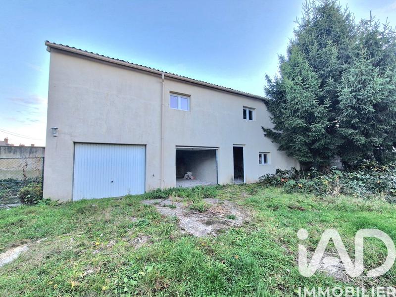 Maison - 183 m² - 9 pièces
