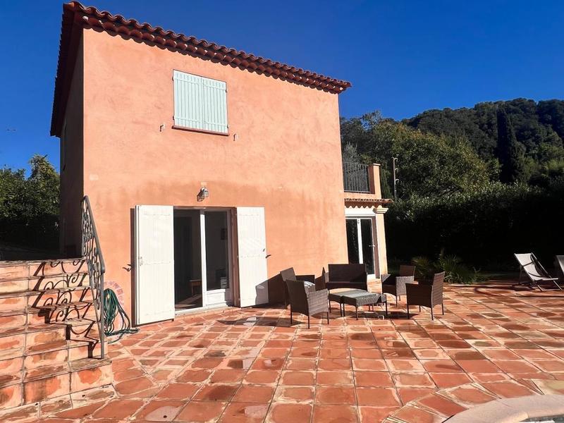 Maison - 118 m² - 6 pièces