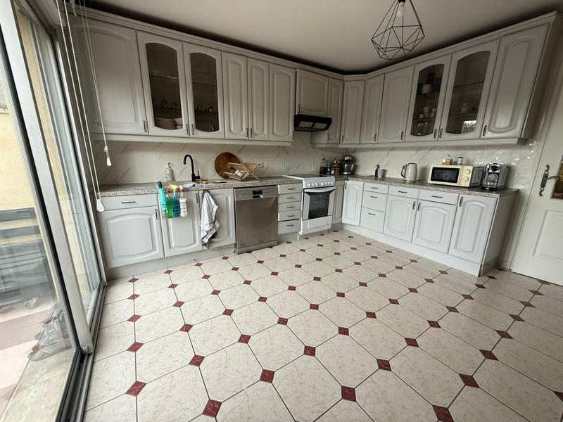 Maison - 140 m² - 7 pièces