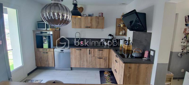 Villa - 104 m² - 4 pièces