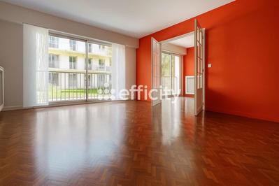 Appartement - 118 m² - 6 pièces