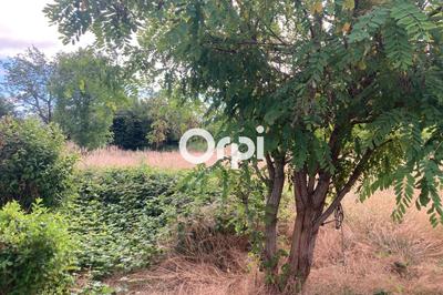 Terrain constructible - 2 165 m²
