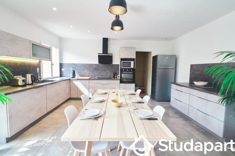 Chambre - 13 m² - 1 pièce