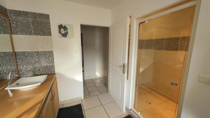 Pavillon - 165 m² - 9 pièces