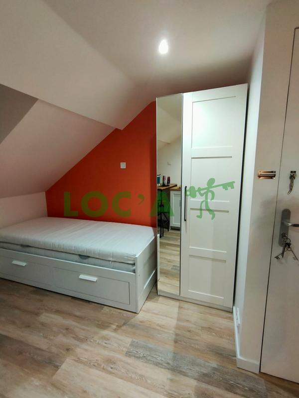 Studio - 14 m² - 1 pièce