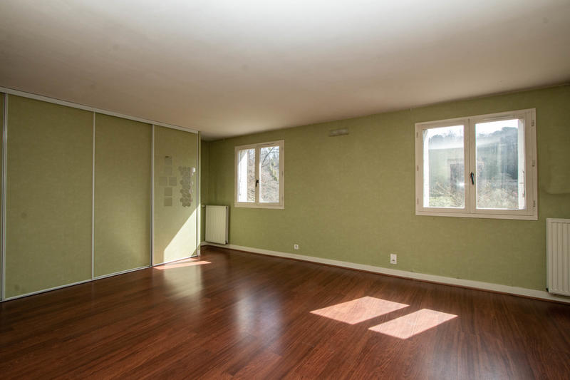 Maison - 213 m² - 7 pièces