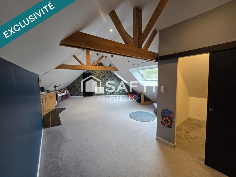 Maison - 205 m² - 5 pièces