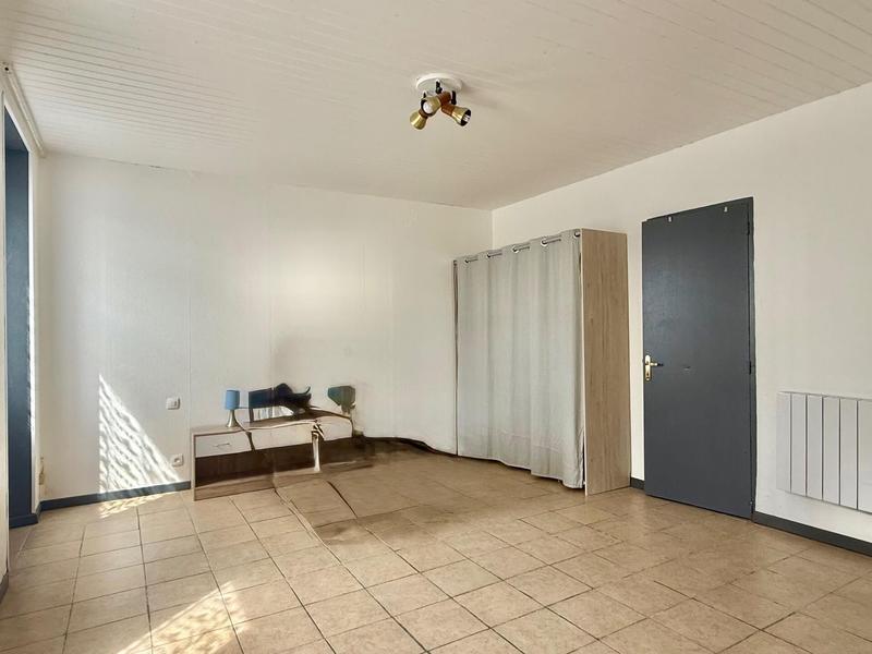 Maison - 315 m² - 9 pièces