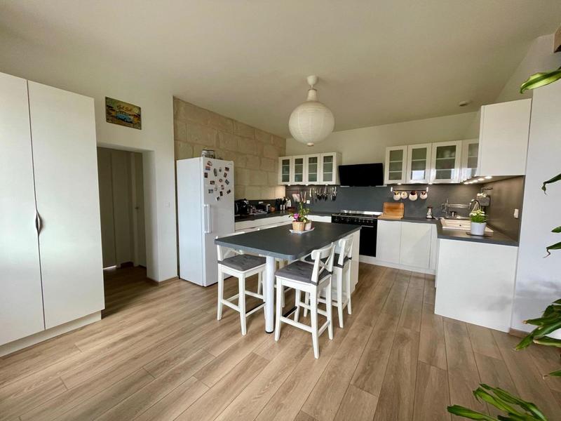 Maison - 160 m² - 5 pièces