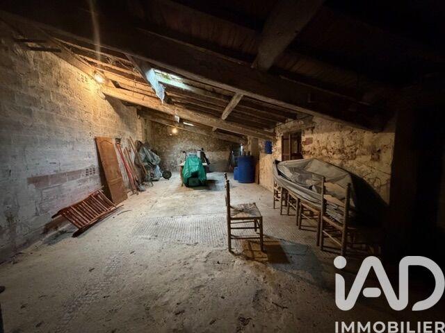 Maison - 224 m² - 7 pièces