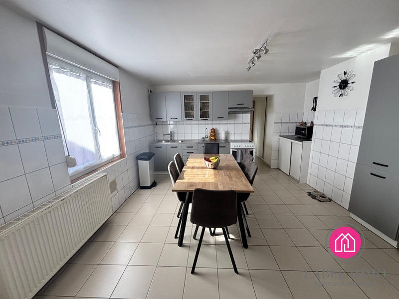 Maison - 85 m² - 5 pièces