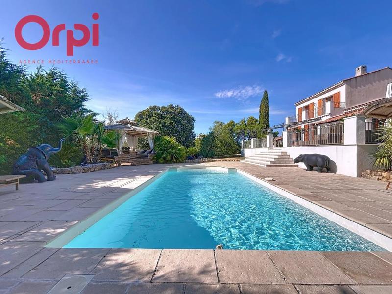 Villa - 186 m² - 5 pièces