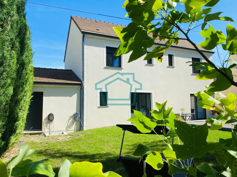 Maison - 144 m² - 6 pièces