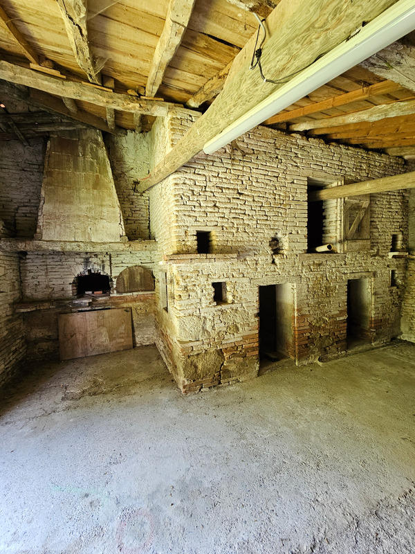 Corps de ferme - 255 m² - 8 pièces