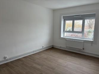 Maison de ville - 80 m² - 4 pièces