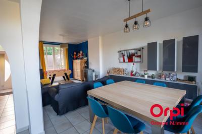 Maison - 159 m² - 7 pièces