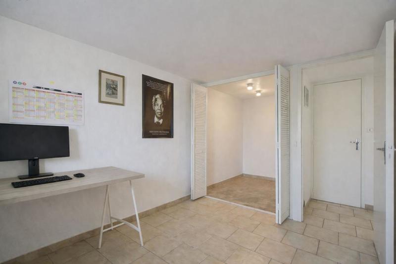Maison - 95 m² - 6 pièces