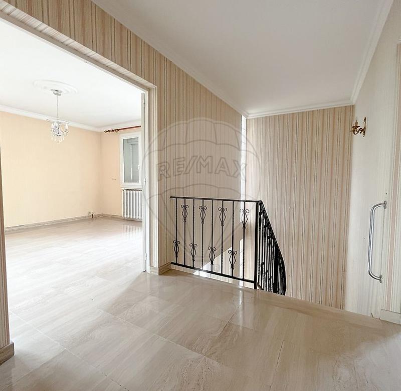 Maison - 175 m² - 7 pièces