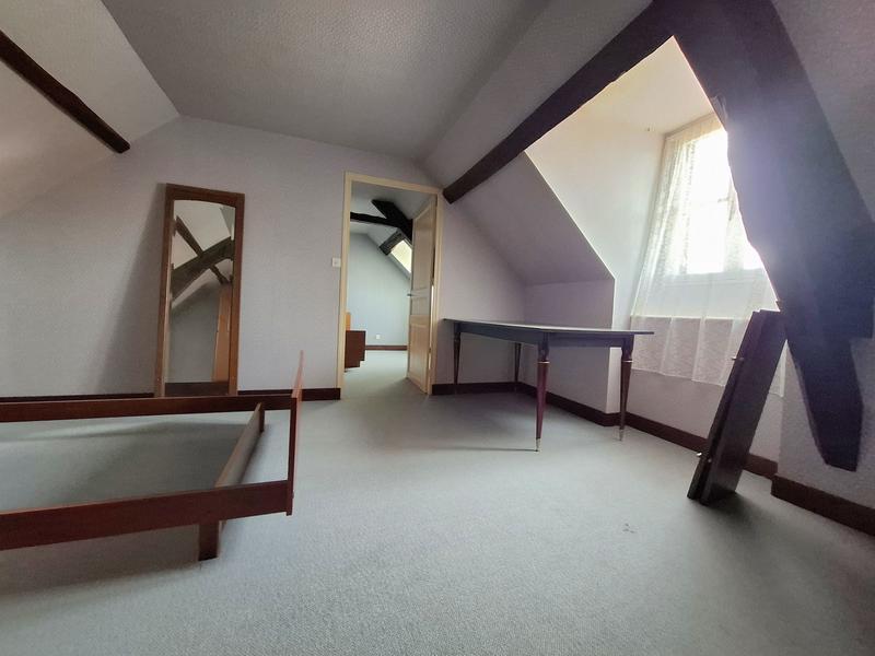 Maison - 104 m² - 5 pièces