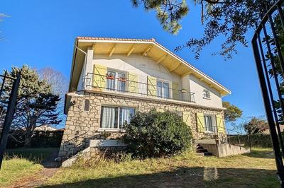 Maison - 153 m² - 6 pièces