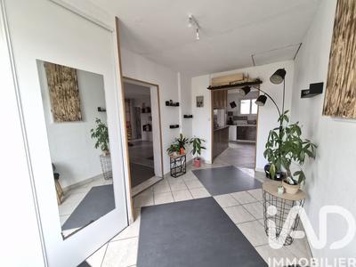 Maison - 109 m² - 5 pièces