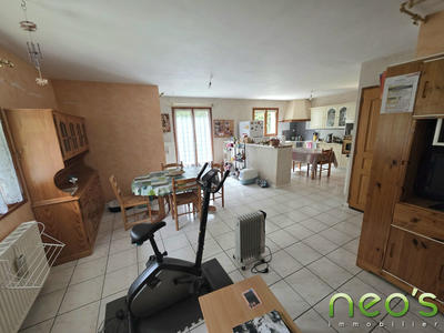 Maison - 87 m² - 5 pièces