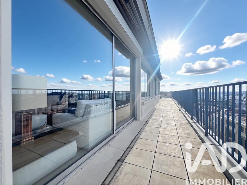 Appartement - 147 m² - 6 pièces