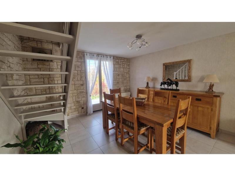 Maison - 74 m² - 4 pièces