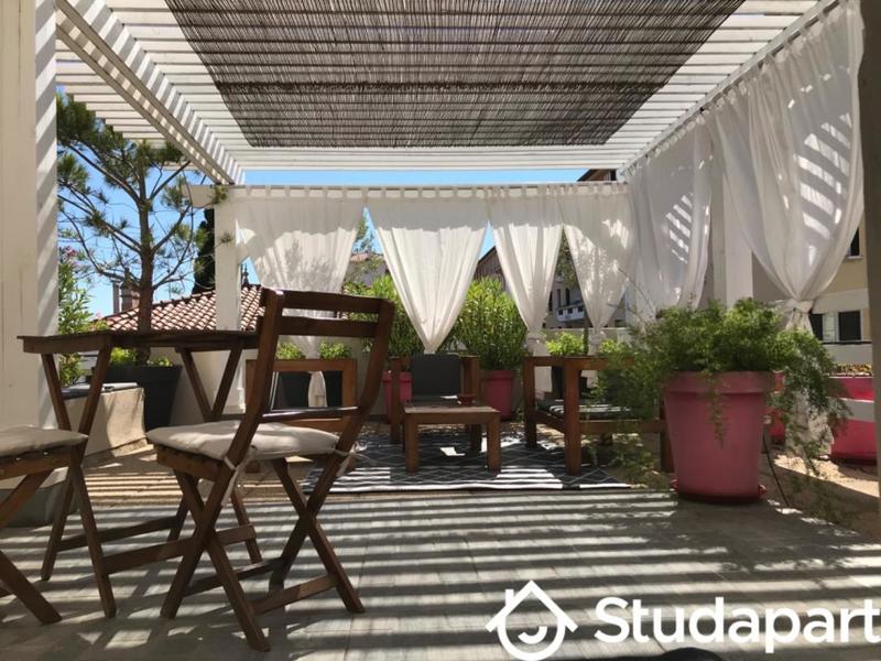 Chambre - 12 m² - 1 pièce