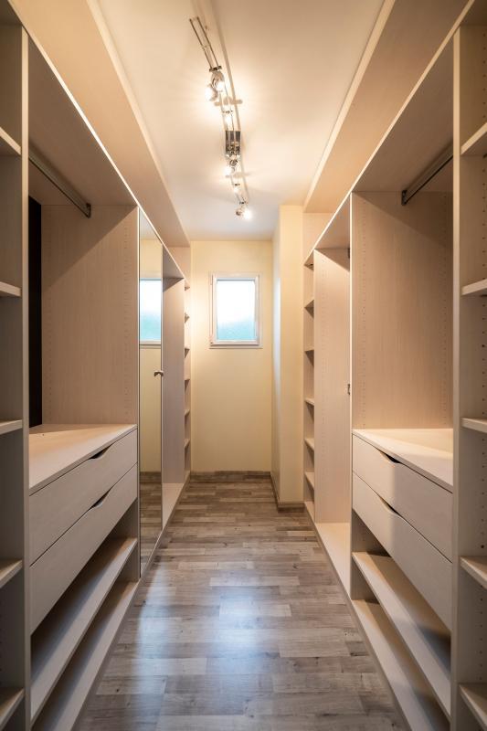 Maison - 198 m² - 7 pièces