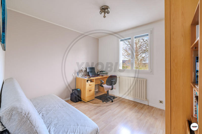 Maison - 202 m² - 7 pièces