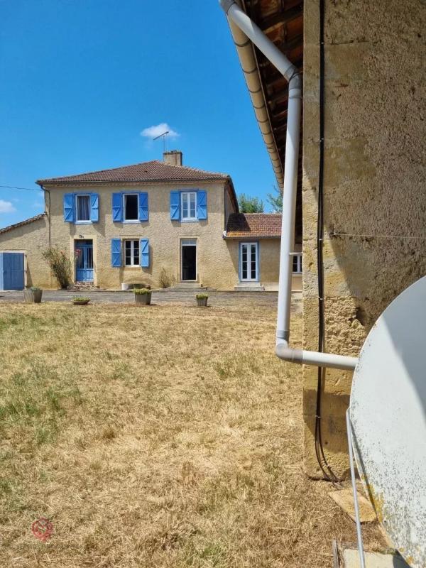 Ferme - 216 m² - 6 pièces