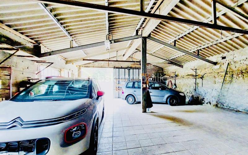 Maison en pierre - 185 m² - 12 pièces