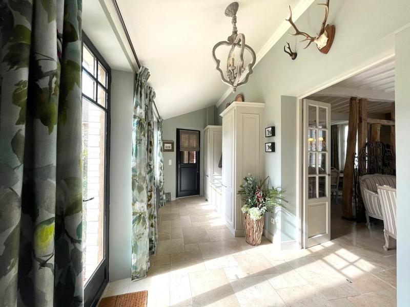 Propriété - 176 m² - 5 pièces