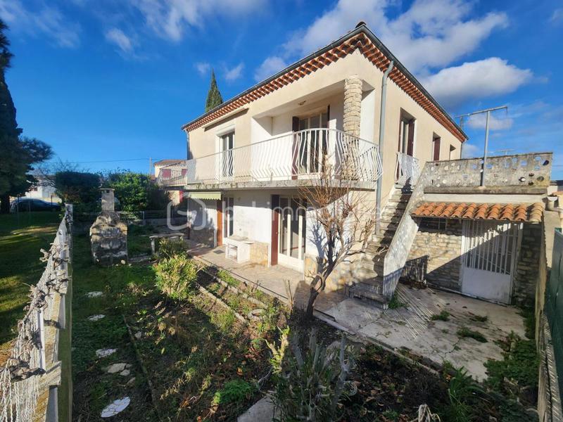 Maison traditionnelle - 165 m² - 8 pièces