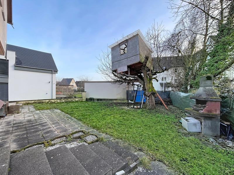 Maison - 98 m² - 5 pièces