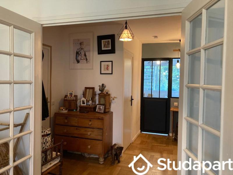 Chambre - 12 m² - 1 pièce