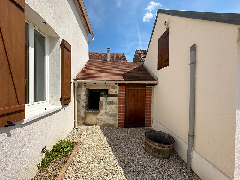 Corps de ferme - 243 m² - 9 pièces